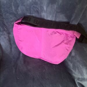 NWOT Baggu Crescent Bag Medium - Extra Pink (FREE SHIPPING)
